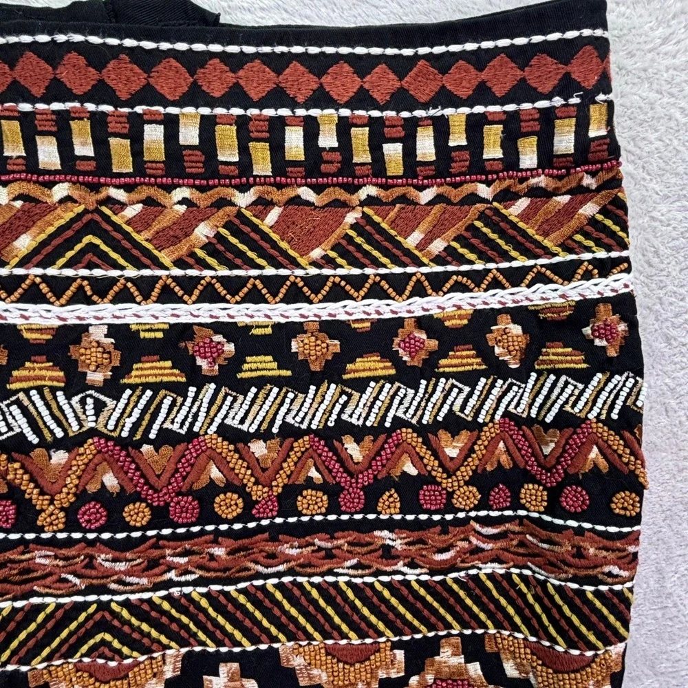 H&M Women Mini Skirt Size 10 Black Multicolor Beaded‎ Embroidered Geometric Boho